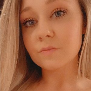 Meet your Posher, Catherine